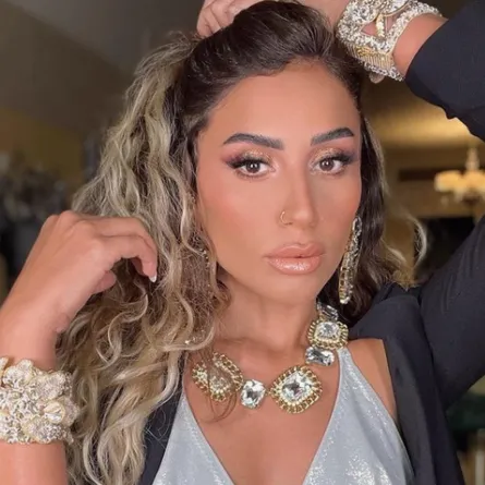 دينا الشربني - الصورة من حسابها الخاص على إنستغرام
