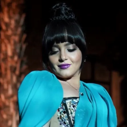 نورا بالألف  الصورة خاصة من الفنانة لكواليس أغنية "إدلع"