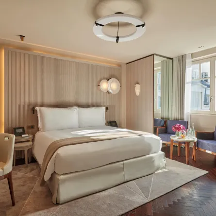 لقطة لأحد الغرف في فندق لوتيتيا  