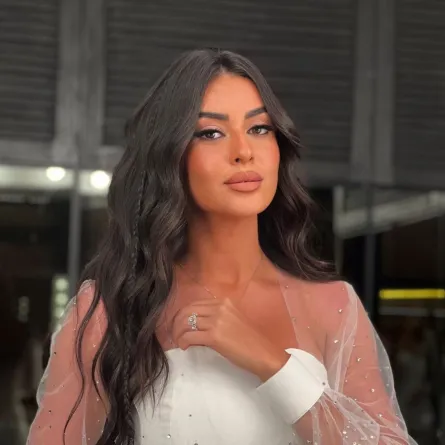 ميرنا نور الدين تعقد قرانها وتكشف عن الصورة الأولى للعريس