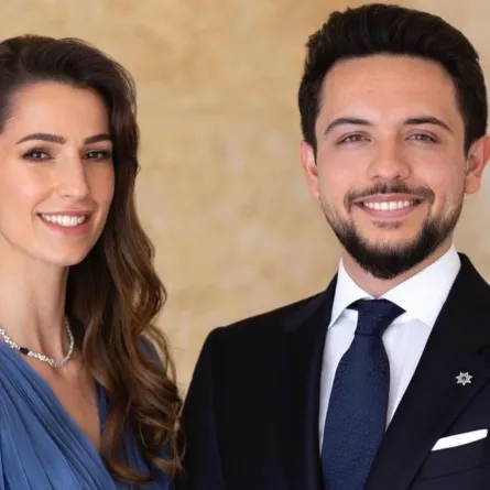 ولي العهد الأدرني وخطيبته الآنسة رجوة آل سيف المصدر (الحساب الرسمي للأمير الحسين)