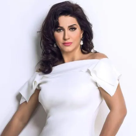 وفاء عامر - الصورة من صفحتها الرسمية على فيسبوك