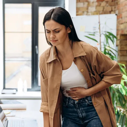 بماذا تشعر المرأة في فترة التبويض؟