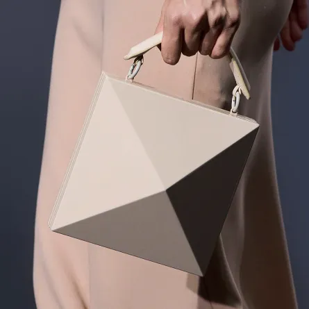 فالنتينو Valentino