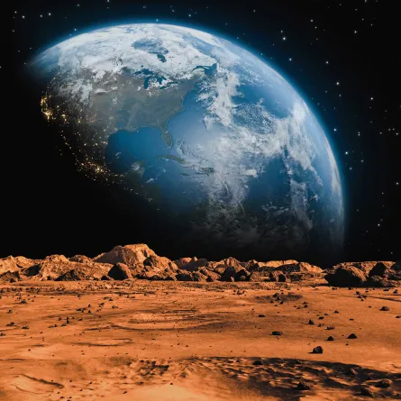 مؤشرات حديثة على وجود مياه في كوكب المريخ - الصورة من موقع Shutterstock