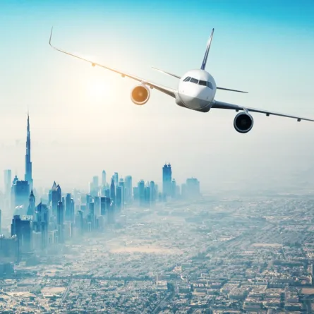 مطار دبي الدولي يحصد جائزتي "أفضل مطار في العالم" و"أفضل مطار في الشرق الأوسط" -الصورة من shutterstock