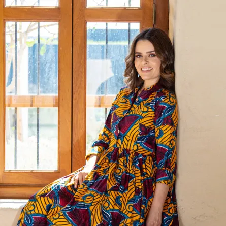 الفنانة البصرية الكويتية فرح بــهبـهــاني 