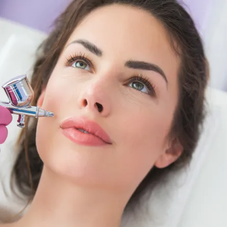 علاجات الوجه بالأكسجين Oxygen Facials