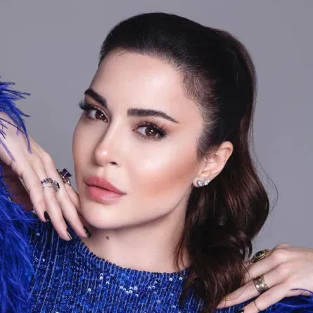 سارة ابي كنعان - الصورة من حسابها على فيسبوك