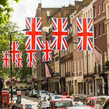 بريطانيا تخفض رسوم دخول مواطني الخليج والأردن