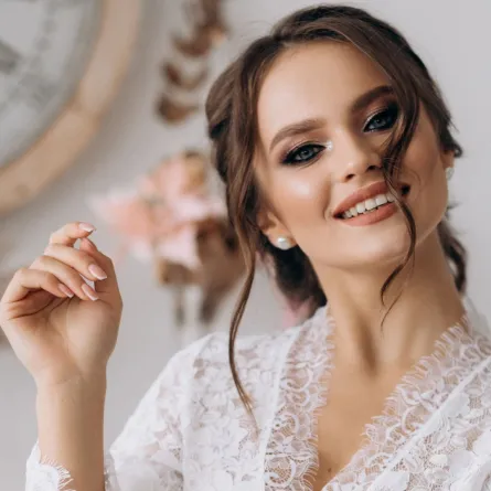 موضة مكياج العروس - الصورة من Shutterstock