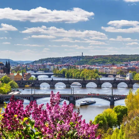 وجهات رومانسية صيفية