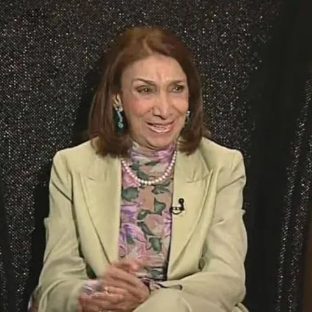 فايزة واصف  قدمت العديد من البرامج واشتهرت ببرنامج حياتي