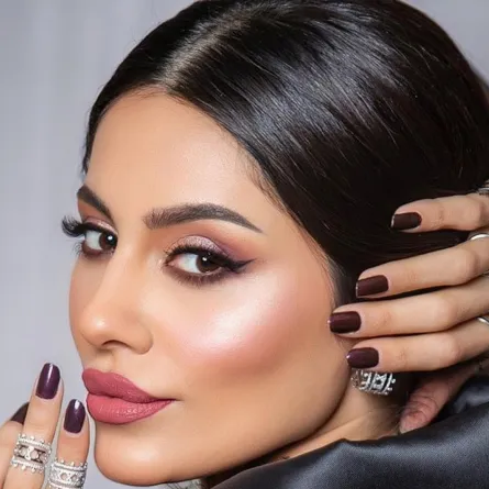 إلهام علي-الصورة من  حسابها  على الانستغرام