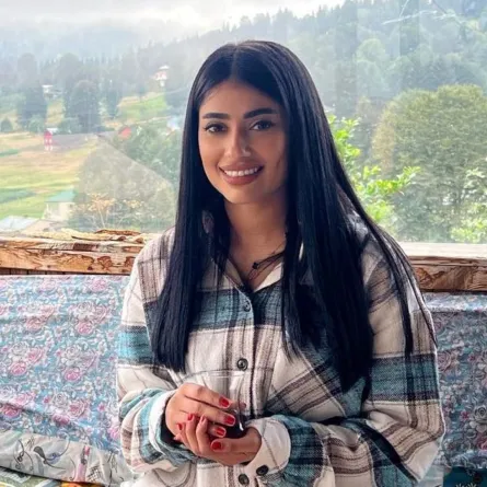 فاطمة كارزوني -الصورة من حسابها على الانستغرام