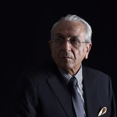 علي بدرخان -الصورة من حسابه الشخصي على الفيس بوك