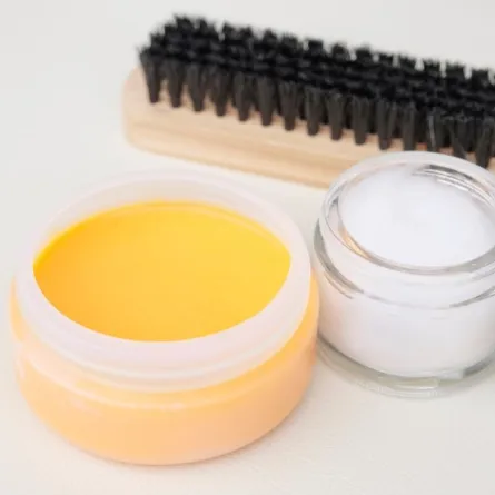 رائحة الجلد