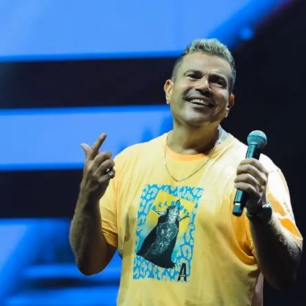 عمرو دياب من حفل الكويت- الصورة من حسابه الخاص على إنستغرام