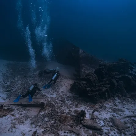 "لم يشعروا بالموت".. طبيب سابق في البحرية يكشف اللحظات الأخيرة لطاقم الغواصة المفقودة قبل الانفجار الداخلي - الصورة من pexels by harvey clements