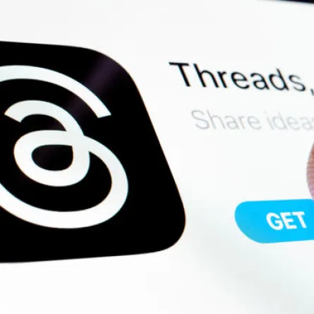 تحديث جديد لتطبيق ثريدز مع العديد من المميزات لإصدار IOS - الصورة من Shutterstock