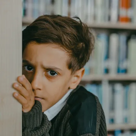 صورة طفل خائف