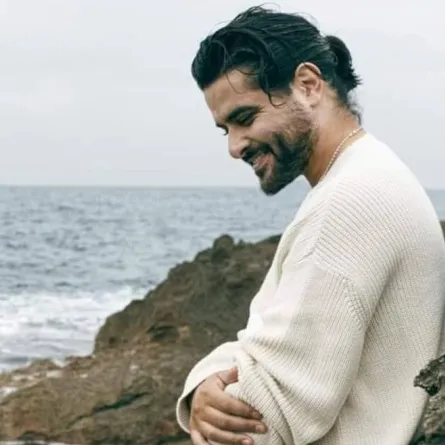 ناصيف زيتون- الصورة من حسابه على الفيسبوك-