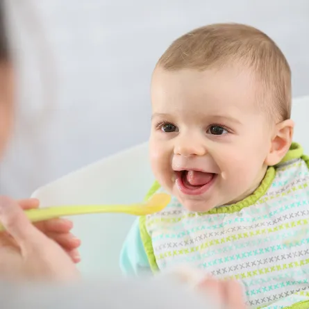 10 أطعمة تسبب طفح الحفاضات لدى الأطفال الرضع - Shutterstock