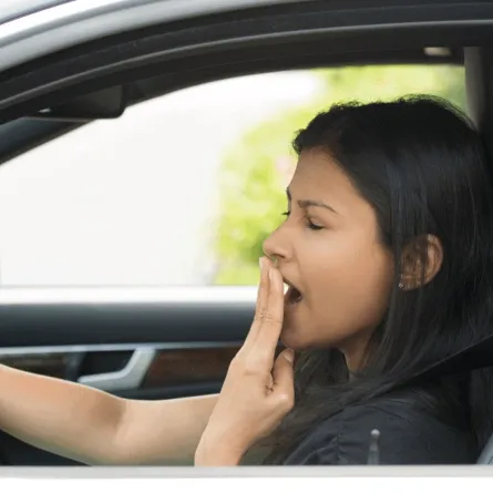 للتغلب على النعاس في أثناء القيادة