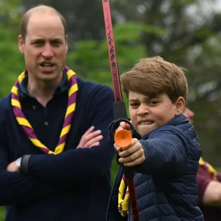 الأمير ويليام والأمير جورج (Prince William and Prince George). مصدر الصورة: Daniel LEAL POOL AFP