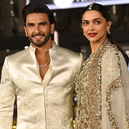 ديبيكا بادكون ورانفير سينغ «Ranveer Singh and Deepika Padukone)» -مصدر الصورة:  SUJIT JAISWAL / AFP