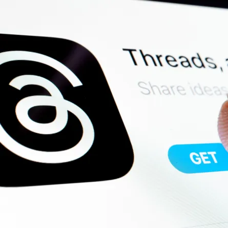 تطبيق "ثريدز" Threads - الصورة من Ascannio / Shutterstock.com