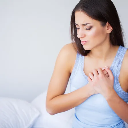 ضيق الصدر: متى يعتبر حالة طارئة تستدعي الاستشارة الفورية؟ (المصدر: Shutterstock)