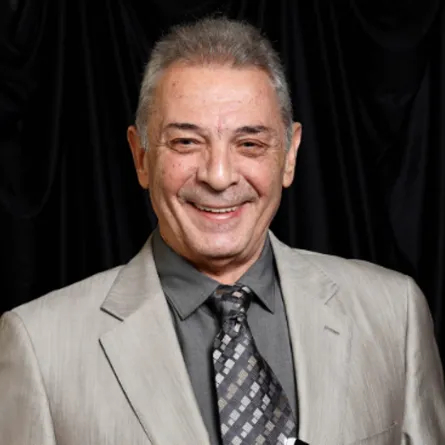 محمود حميدة - الصورة من صفحته الرسمية على فيس بوك