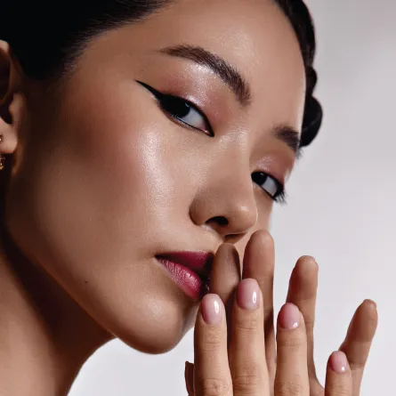 المصممة عائشة الظاهري: النمو والنجاح يستدعيان استراتيجية مدروسة