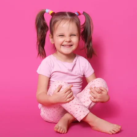 صورة لفتاة رقيقة