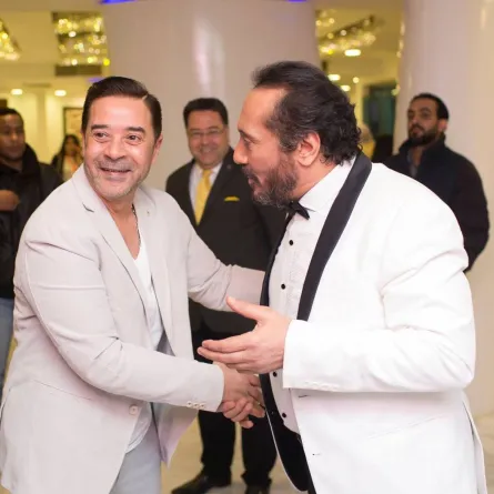 علي الحجار ومدحت صالح - الصورة من صفحة علي الحجار على الفيس بوك