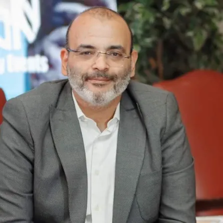 أيمن بهجت قمر- الصورة من حسابه الشخصي على "فيس بوك"