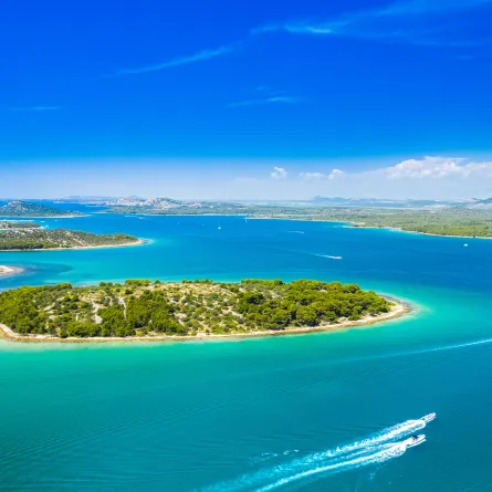 الاستمتاع بالرحلة السياحية في الجزر