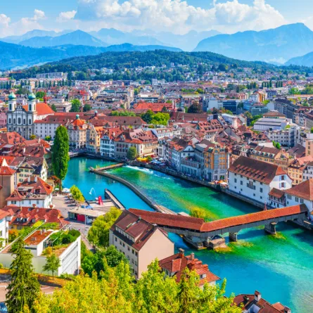 متعة السياحة في سويسرا