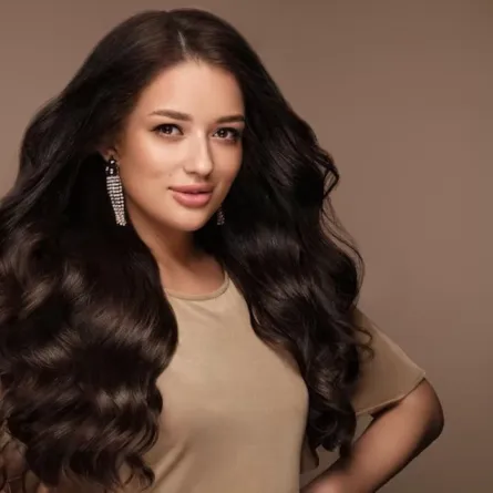 تقوية الشعر -الصورة من freepik