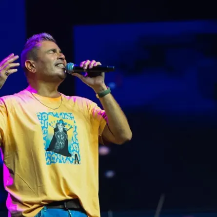 عمرو دياب - الصورة من حسابه في انستغرام