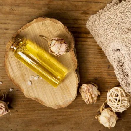 زيت جاف- الصورة من Freepik