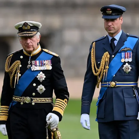 الملك تشارلز والأمير ويليام (King Charles and Prince William). مصدر الصورة: Justin Setterfield / POOL / AFP
