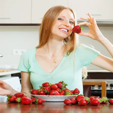 دراسة ..الفراولة يُمكنها حمايتكِ من الترسبات الدهنية في الشرايين (المصدر: Freepik)