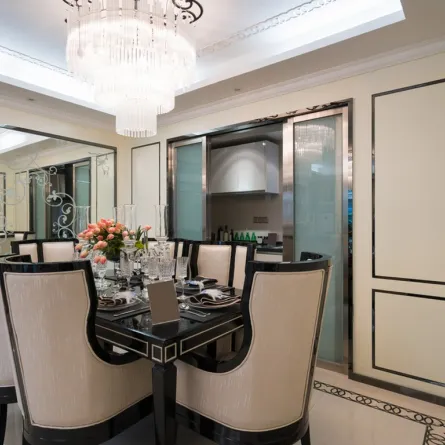 المرايا عنصر مميز في الديكور الداخلي 