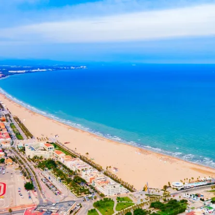 السياحة في فالنسيا في الصيف 