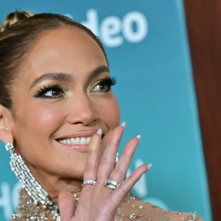جينيفر لوبيز (Jennifer Lopez). مصدر الصورة:  Frederic J. Brown / AFP