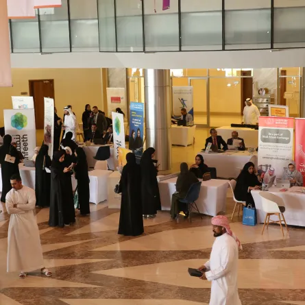 معرض "إثراء" الثاني للتوظيف. الصورة من wam