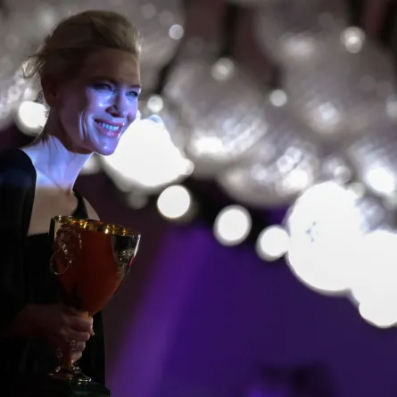 الأسترالية كيت بلانشيت من مهرجان فينيسيا العام الماضي ( Cate Blanchett). مصدر الصورة: Tiziana FABI / AFP