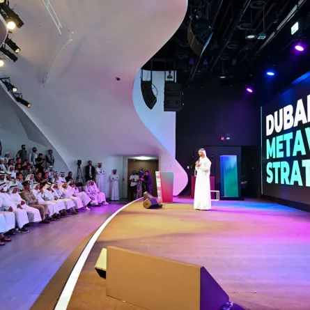 حمدان بن محمد يوجه بتنظيم "ملتقى دبي للذكاء الاصطناعي" أكتوبر المقبل